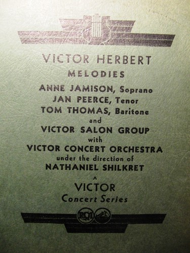 1939 radio show salute - radio, to